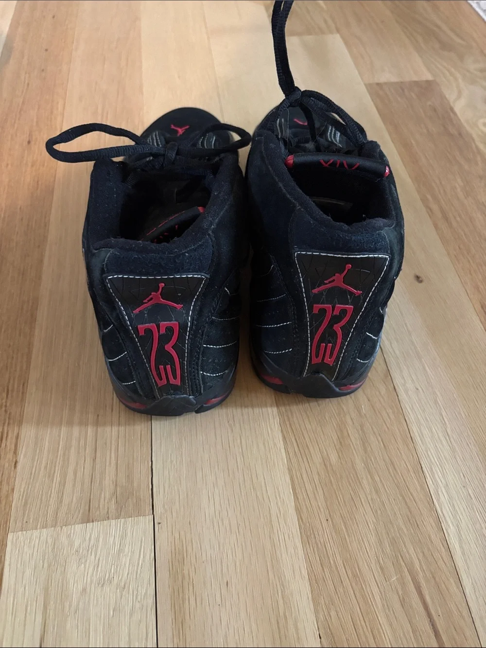 Nike Jordan 14 Retro Men’s Black Suede Sneakers with Red Jumpman Accents size 9